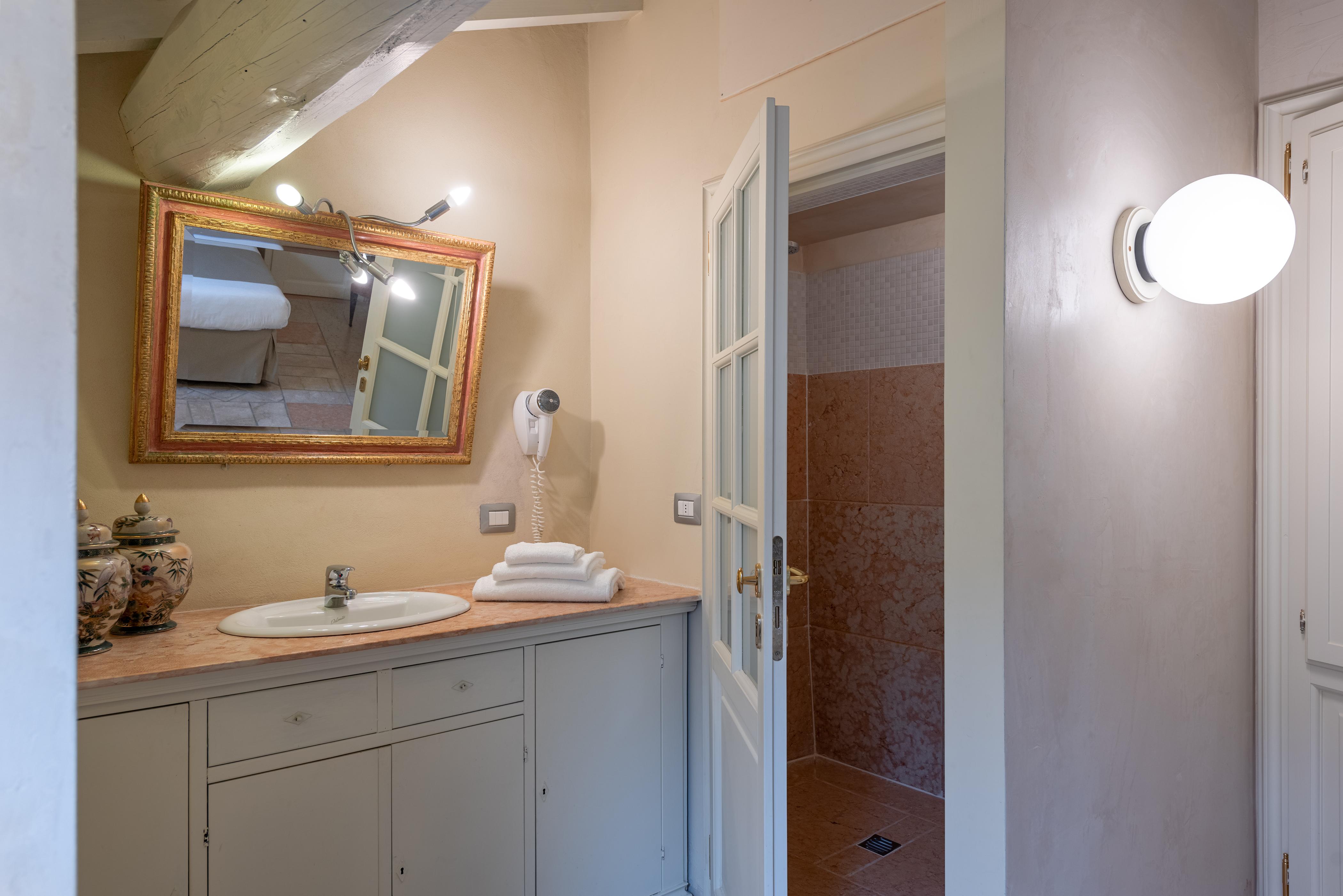 Hotel Palazzo Novello Монтикири Екстериор снимка