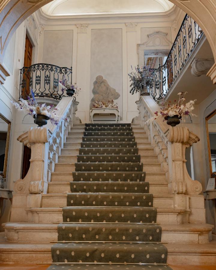 Hotel Palazzo Novello Монтикири Екстериор снимка