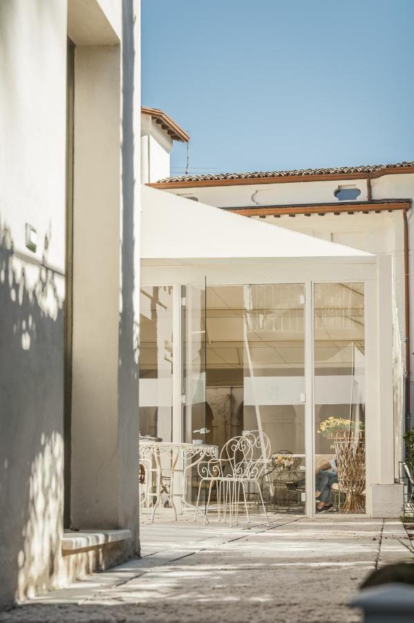 Hotel Palazzo Novello Монтикири Екстериор снимка